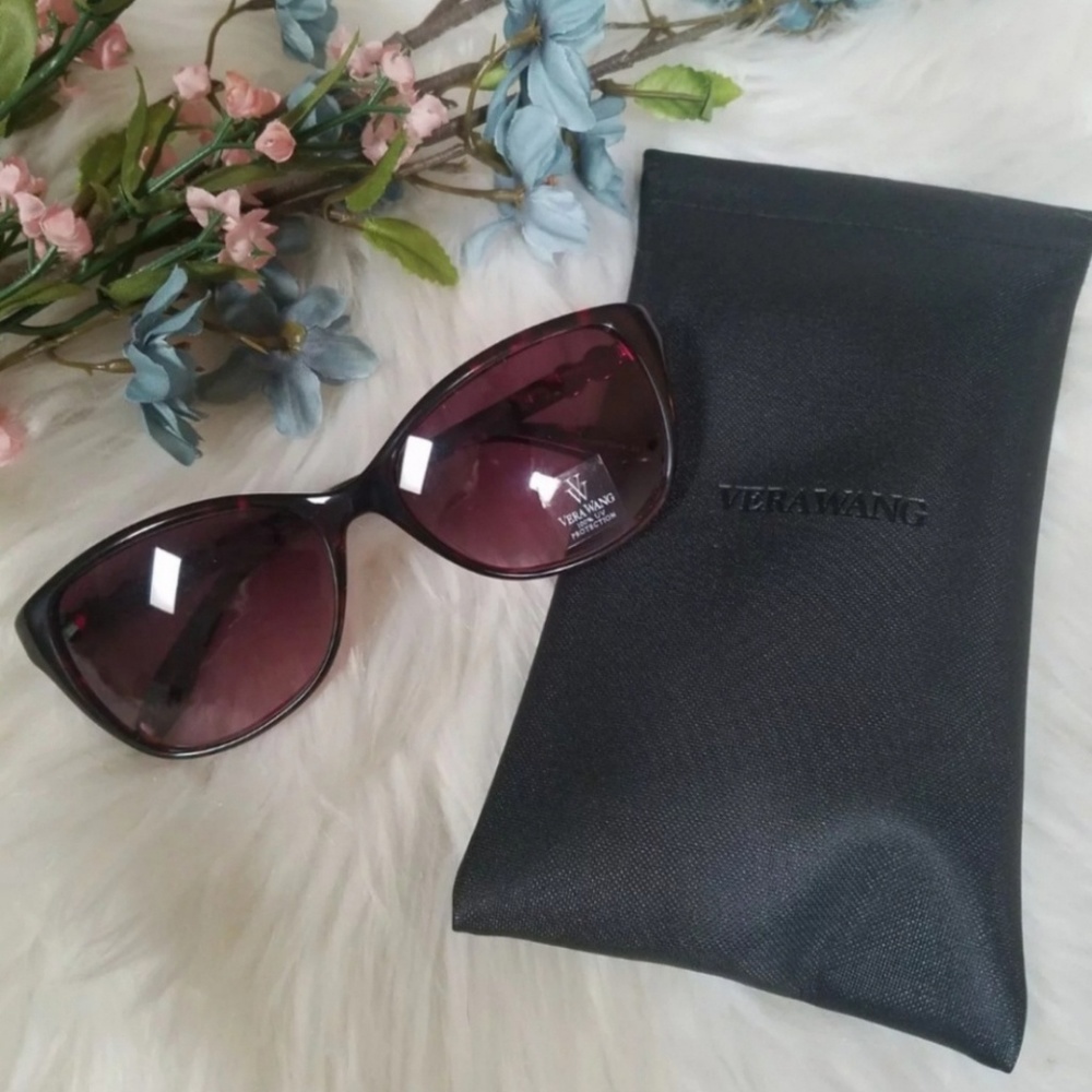 NEW! Vera Wang 100% UV Protection Sunglasses